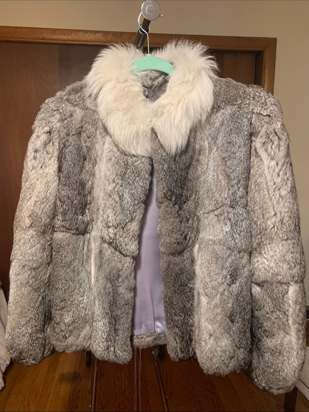 80's vintage rabbit Fur Jacket with Cream Collar